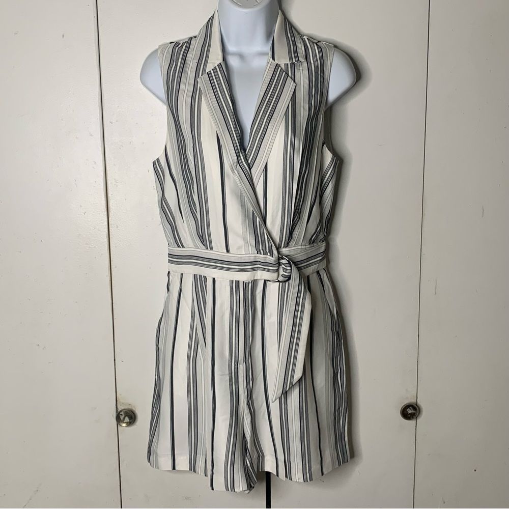 Witchery / Striped Romper - Picture 2 of 9